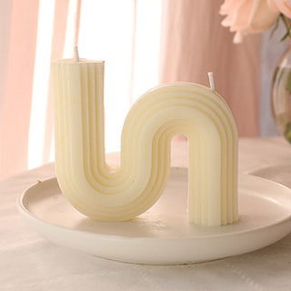Auramma Collections Avant Basic Curvy N Shaped Stripe Finish White Color Rose Scented Candle