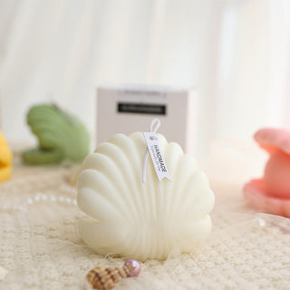 Auramma Collections Funky Kawaii Blue White Pink Green Yellow Pearl Oyster Seashell Scented Candle