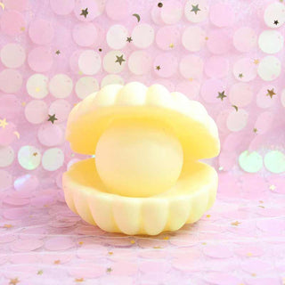 Auramma Collections Cute 3D Portable Seashell Pearl Night Light Ambient Lamp