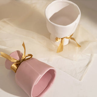 Auramma Collections Elegant Creative White Beige Ceramic Bouquet Shaped Gold Bow Ribbon Flower Vase