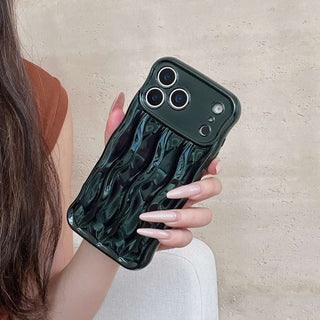 Auramma Collections Avant Basic Plain Glossy Metallic Silver Green Fuchsia Pink Blue Purple Gold Orange Black 3D Linear Wavy Style Soft TPU Case iPhone 17 Pro Max