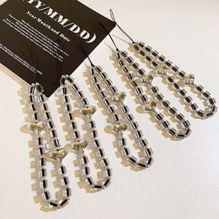 Auramma Collections Avant Basic Cool Girl Black Clear Rectangle Bead Heart String Phone Charm