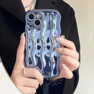 Glossy Linear Wavy (iPhone 17 Series)