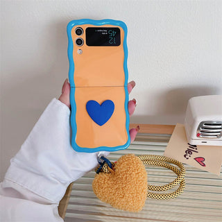 Auramma Collections Kawaii Soft Girl Aesthetic Wavy Edge Heart Purple Blue Green Orange Pink Matching Furry Heart Plush-Rope Wrist Charm Soft TPU Case Samsung Z Flip 6 5 4 3